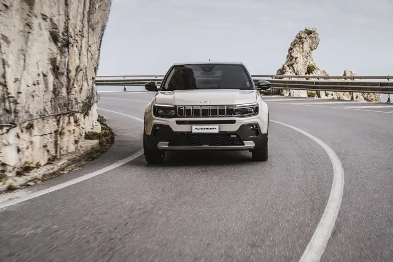 Jeep Avenger 4xe - 12