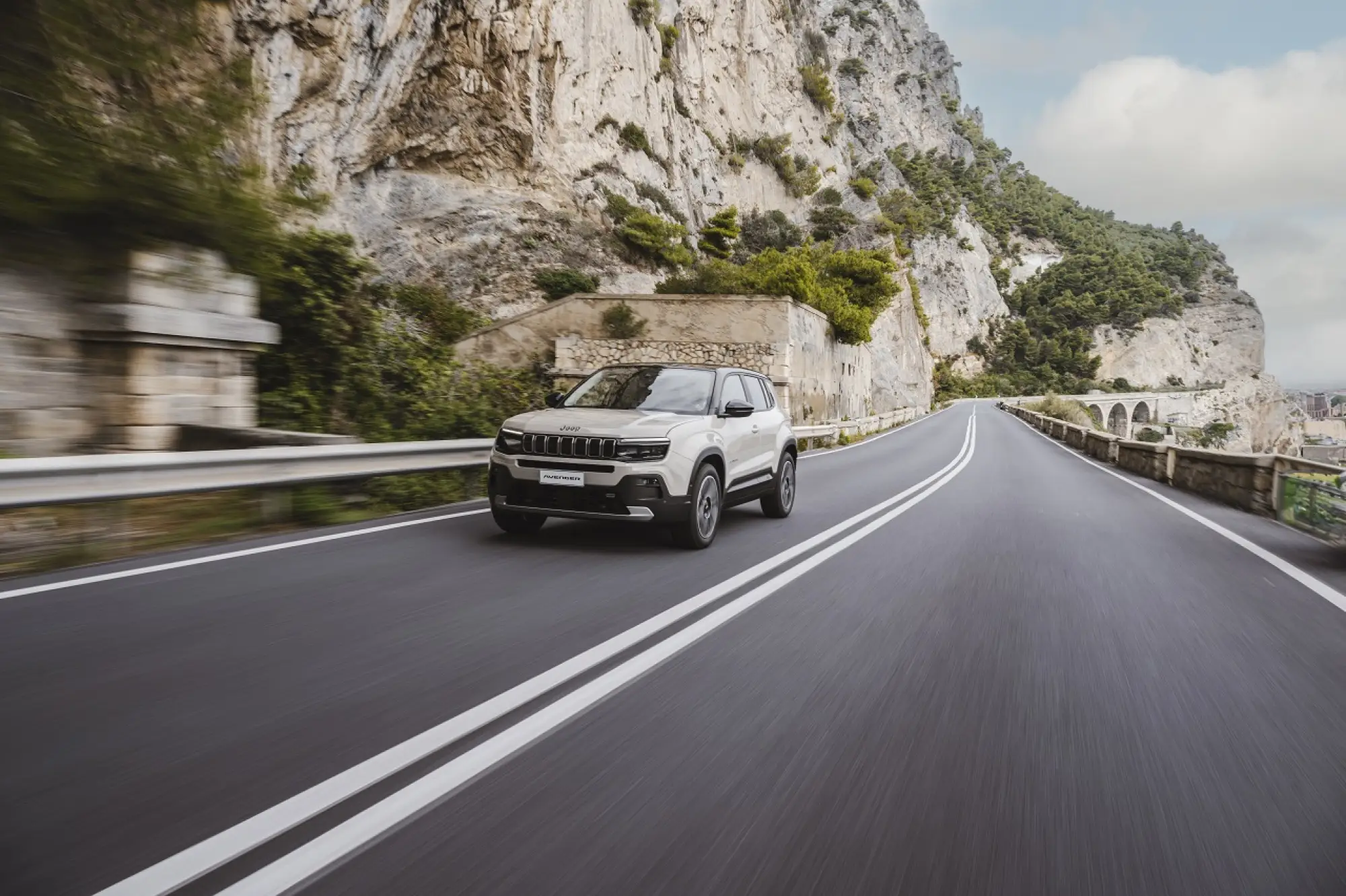 Jeep Avenger 4xe - 9