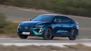 Peugeot 408 Hybrid 2024 Plug in