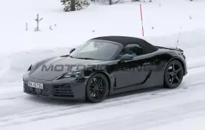 Porsche 718 Boxster 2025 - Foto spia 01-03-2024 - 13