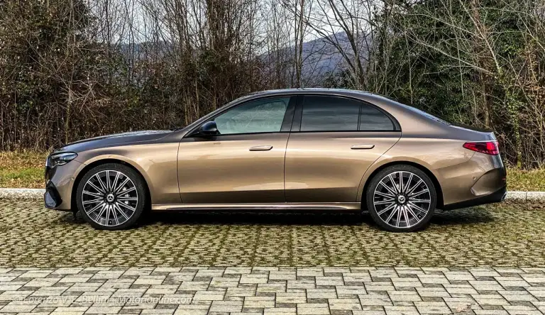 Mercedes Classe E 2024: tutti i motori a disposizione della berlina tedesca - 3