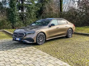 Mercedes Classe E 2024: tutti i motori a disposizione della berlina tedesca