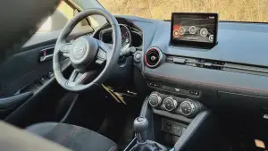 Mazda 2 2024: caratteristiche