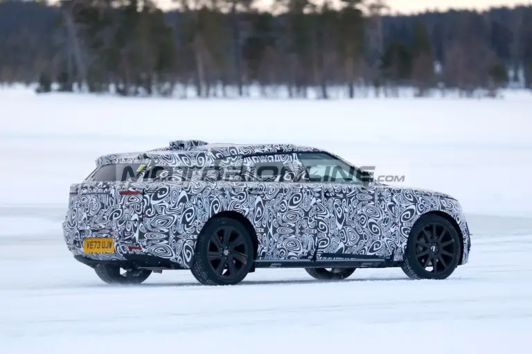 Range Rover EV - Foto spia 4-3-2024 - 6