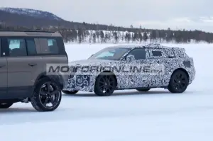 Range Rover EV - Foto spia 4-3-2024 - 10