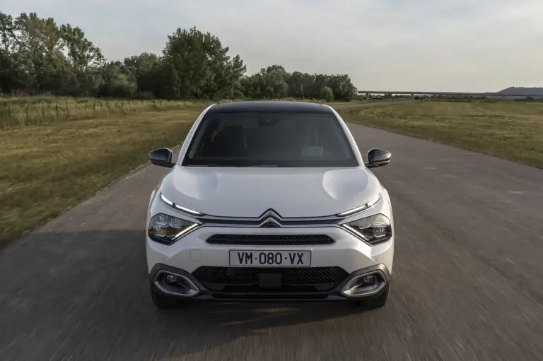 Citroen C4 e C4 X Hybrid - Foto ufficiali - 10