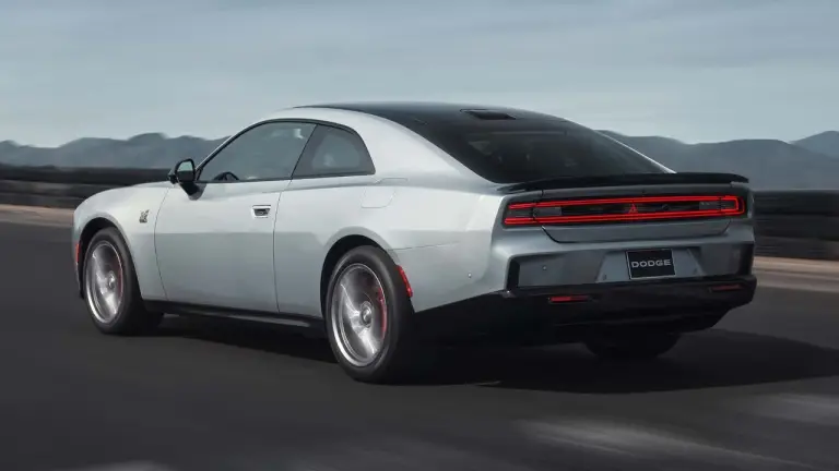 Dodge Charger Daytona elettrica - 9