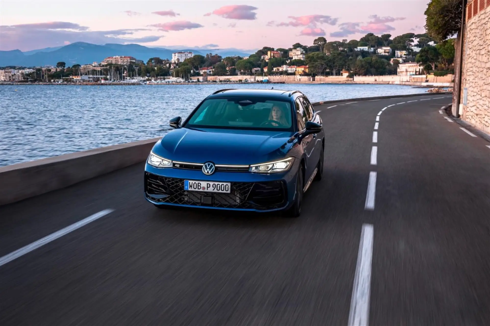 Nuova Volkswagen Passat 2024 new - 2