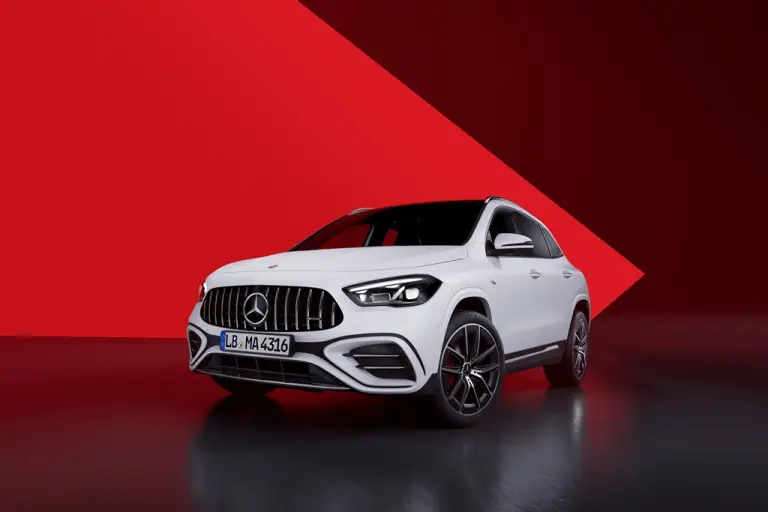 Mercedes EQA e GLA 2024 - 19