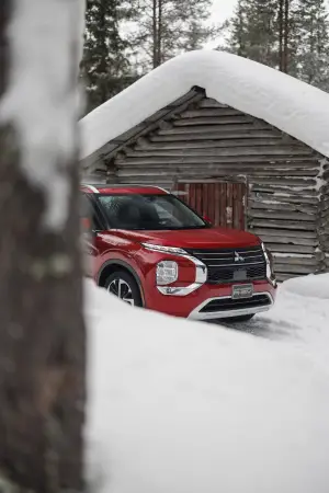 Mitsubishi Outlander PHEV MY25 - Test Lapponia - 5