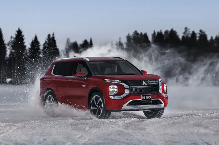 Mitsubishi Outlander PHEV MY25 - Test Lapponia - 4