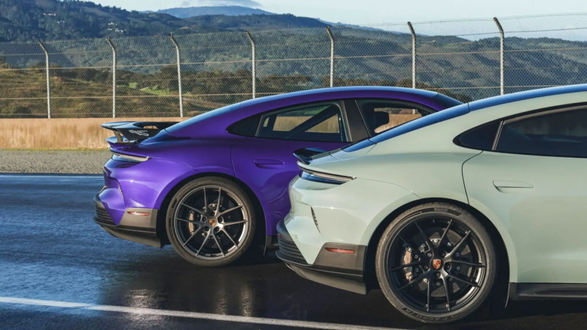 Porsche Taycan Turbo GT - 4