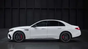 Mercedes-AMG E 53 Hybrid 4Matic+ - 2