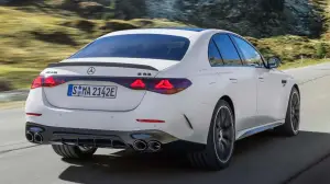 Mercedes-AMG E 53 Hybrid 4Matic+ - 4