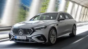 Mercedes-AMG E 53 Hybrid 4Matic+ - 6