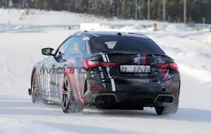 BMW i4 M - Foto spia 12-03-2024