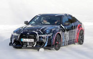 BMW i4 M - Foto spia 12-03-2024