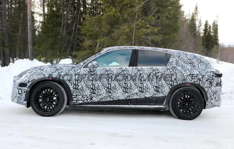Mercedes-AMG GLC EV - Foto spia 13-03-2024 - 5