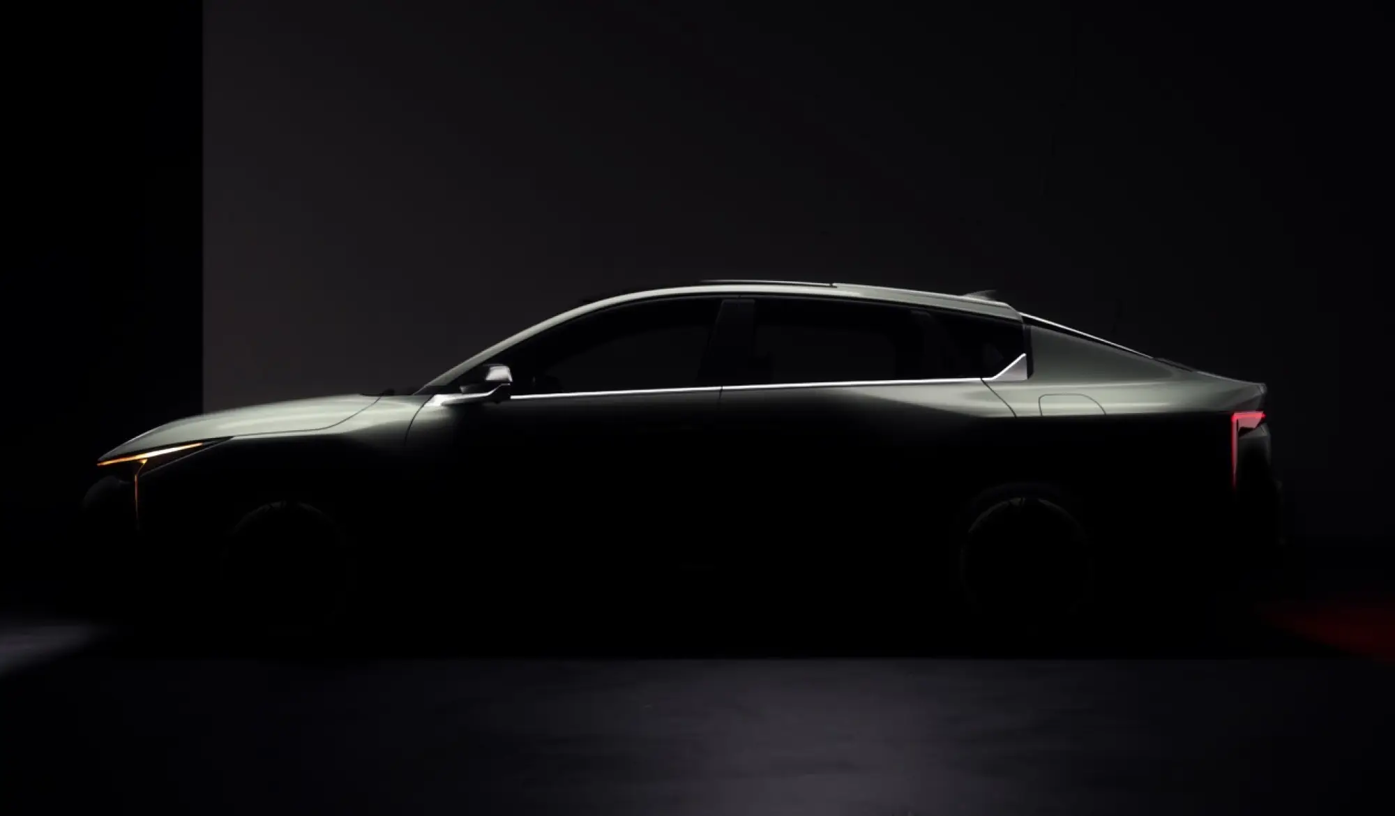 Kia K4 - teaser - 1