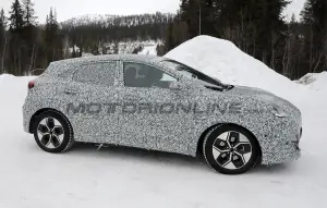Ford Puma elettrica - Foto spia 18-03-2024 - 2