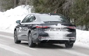 Volkswagen Phideon 2025 - Foto spia 18-03-2024