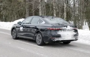 Volkswagen Phideon 2025 - Foto spia 18-03-2024