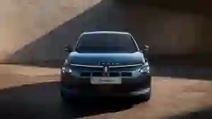 Lancia Ypsilon edizione limitata Cassina MHEV