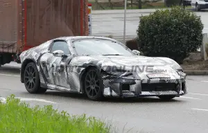 Ferrari 812 successore - Foto spia 21-03-2024