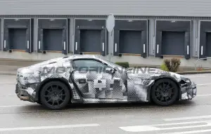 Ferrari 812 successore - Foto spia 21-03-2024