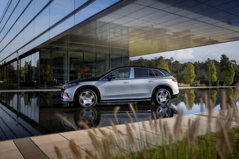 Mercedes-Maybach EQS SUV 2024 - 21