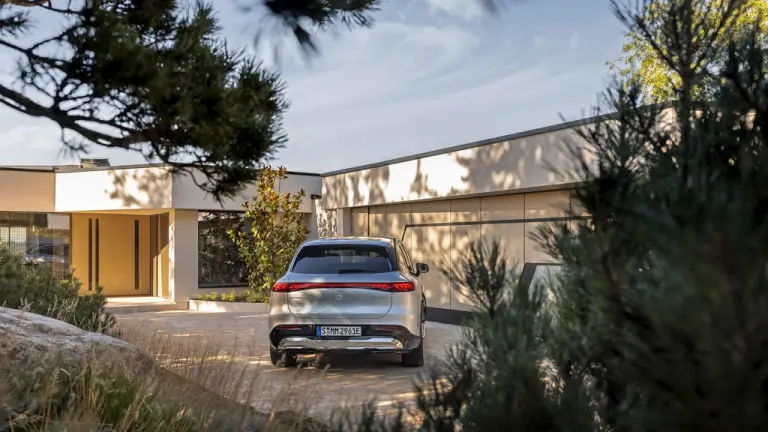 Mercedes-Maybach EQS SUV 2024 - 4