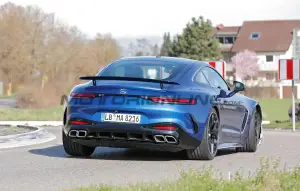 Mercedes-AMG GT 63 Performance non elettrificata - Foto spia 21-03-2024 - 4