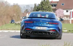 Mercedes-AMG GT 63 Performance non elettrificata - Foto spia 21-03-2024 - 6