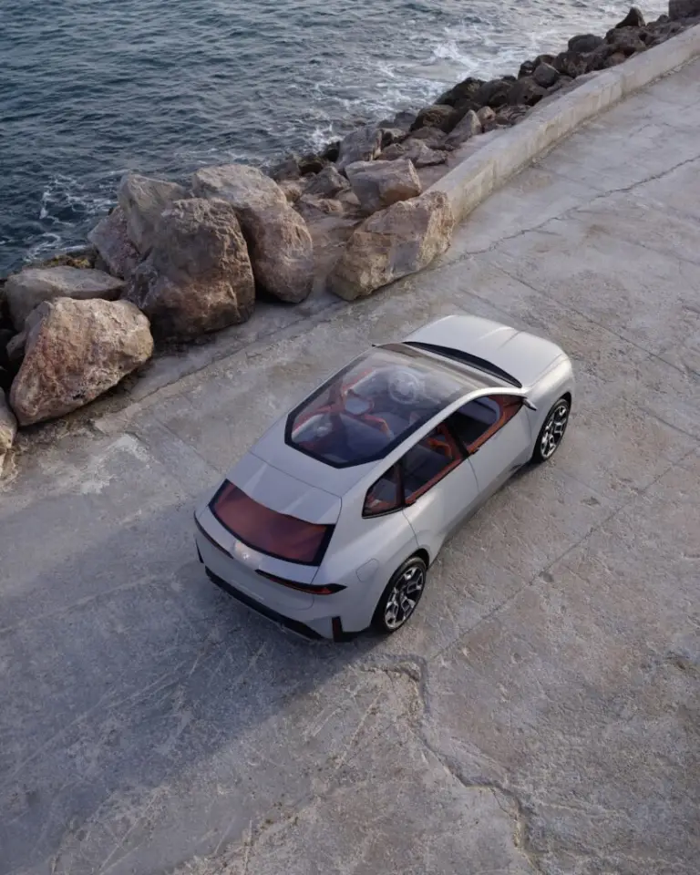 BMW Vision Neue Klasse X - 27