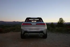 BMW Vision Neue Klasse X - 25