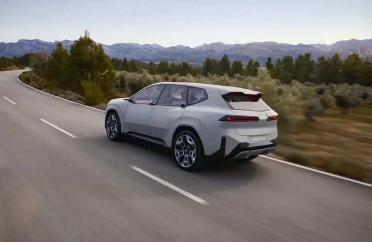 BMW Vision Neue Klasse X - 21