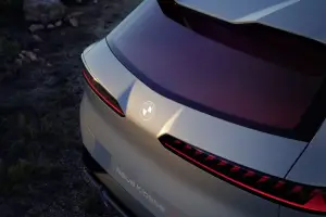 BMW Vision Neue Klasse X - 14