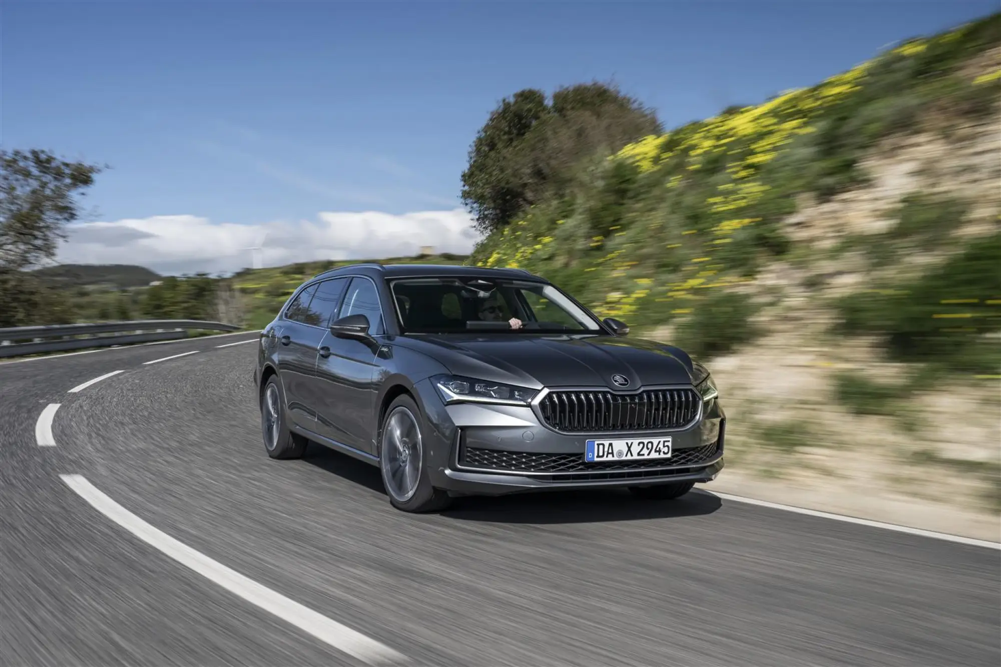 Skoda Superb Wagon 2024 - 17
