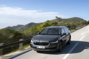 Skoda Superb Wagon 2024