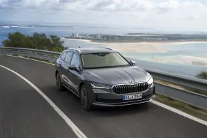 Skoda Superb Wagon 2024