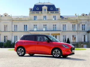 Nuova Suzuki Swift Hybrid - 11