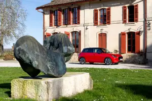 Nuova Suzuki Swift Hybrid - 14