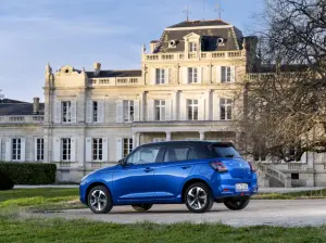 Nuova Suzuki Swift Hybrid - 10