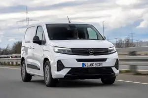 Nuovi Opel Combo, Vivaro e Movano