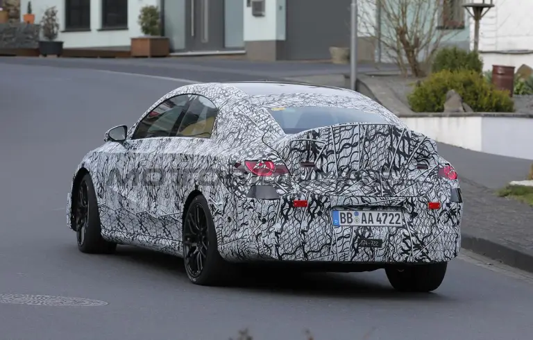 Mercedes-AMG CLA elettrica - Foto spia 26-03-2024 - 8