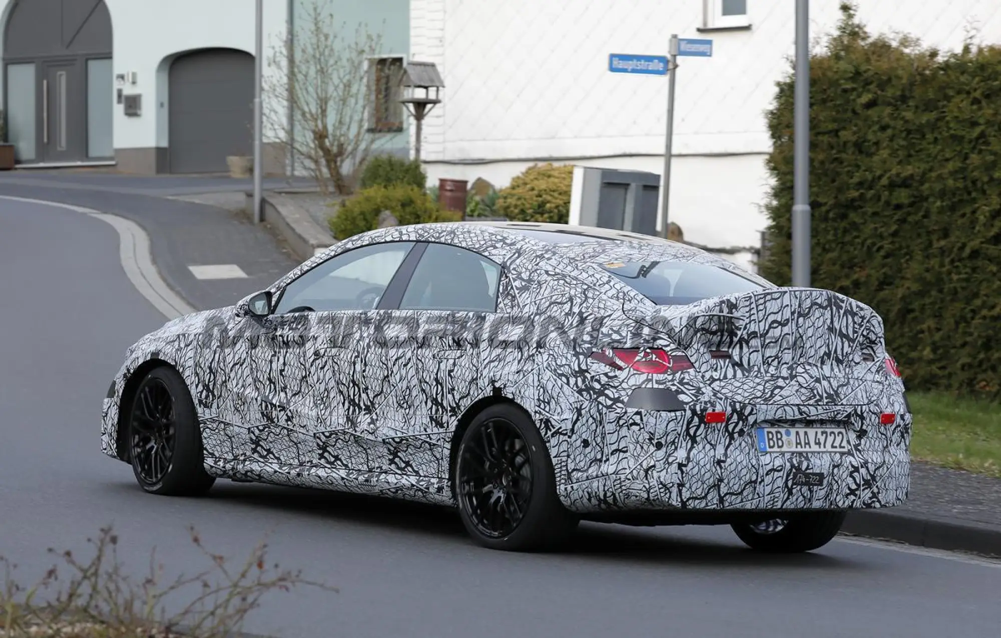 Mercedes-AMG CLA elettrica - Foto spia 26-03-2024 - 11