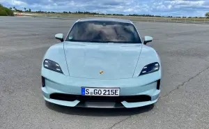 Porsche Taycan 2024 - Primo contatto