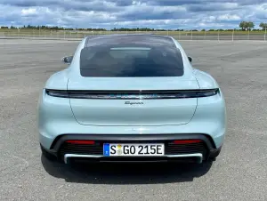 Porsche Taycan 2024 - Primo contatto - 19