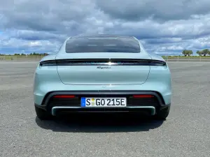 Porsche Taycan 2024 - Primo contatto