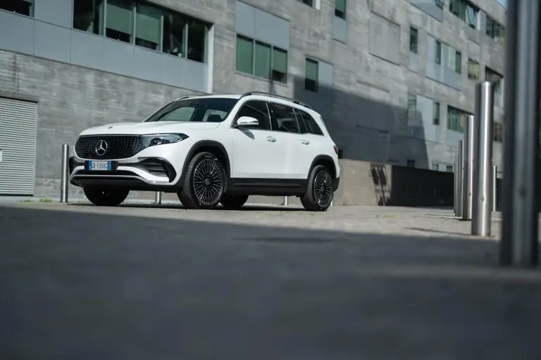 Mercedes GLB e EQB 2024 - 26